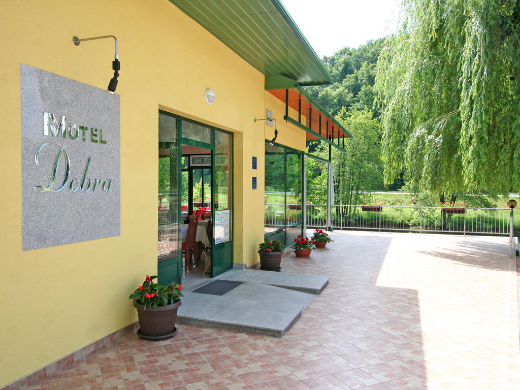 Motel Dobra Duga Resa Exterior photo