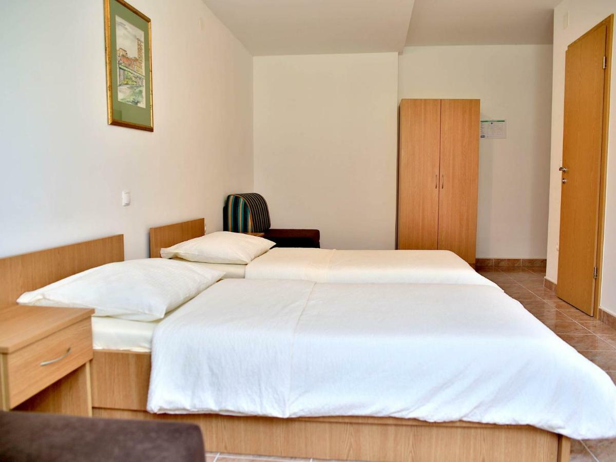 Motel Dobra Duga Resa Exterior photo